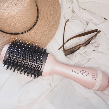 Full sized blowout brush in pink